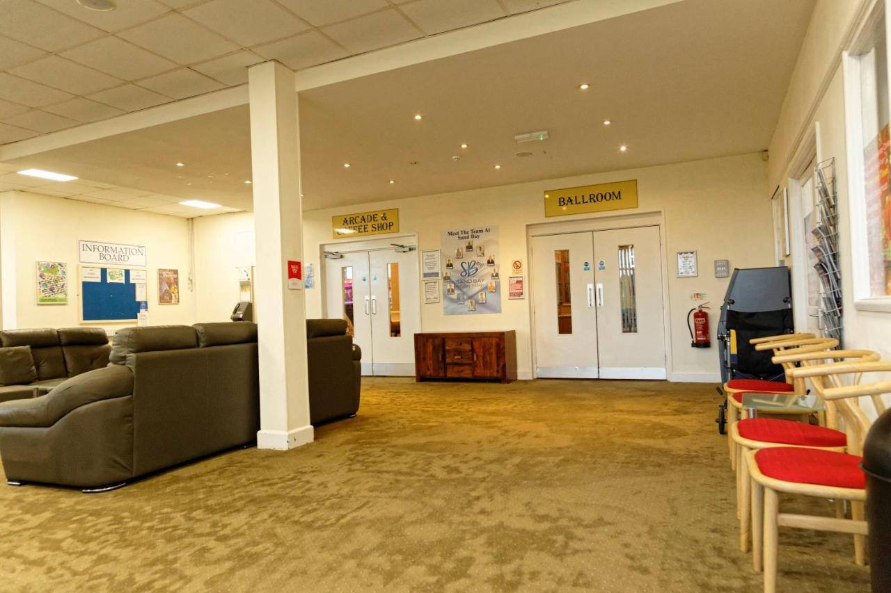 Sand Bay Holiday Village - Adults Only Weston-super-Mare Buitenkant foto