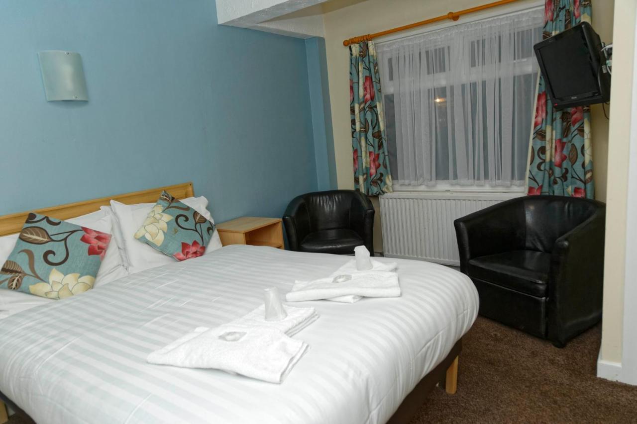 Sand Bay Holiday Village - Adults Only Weston-super-Mare Buitenkant foto