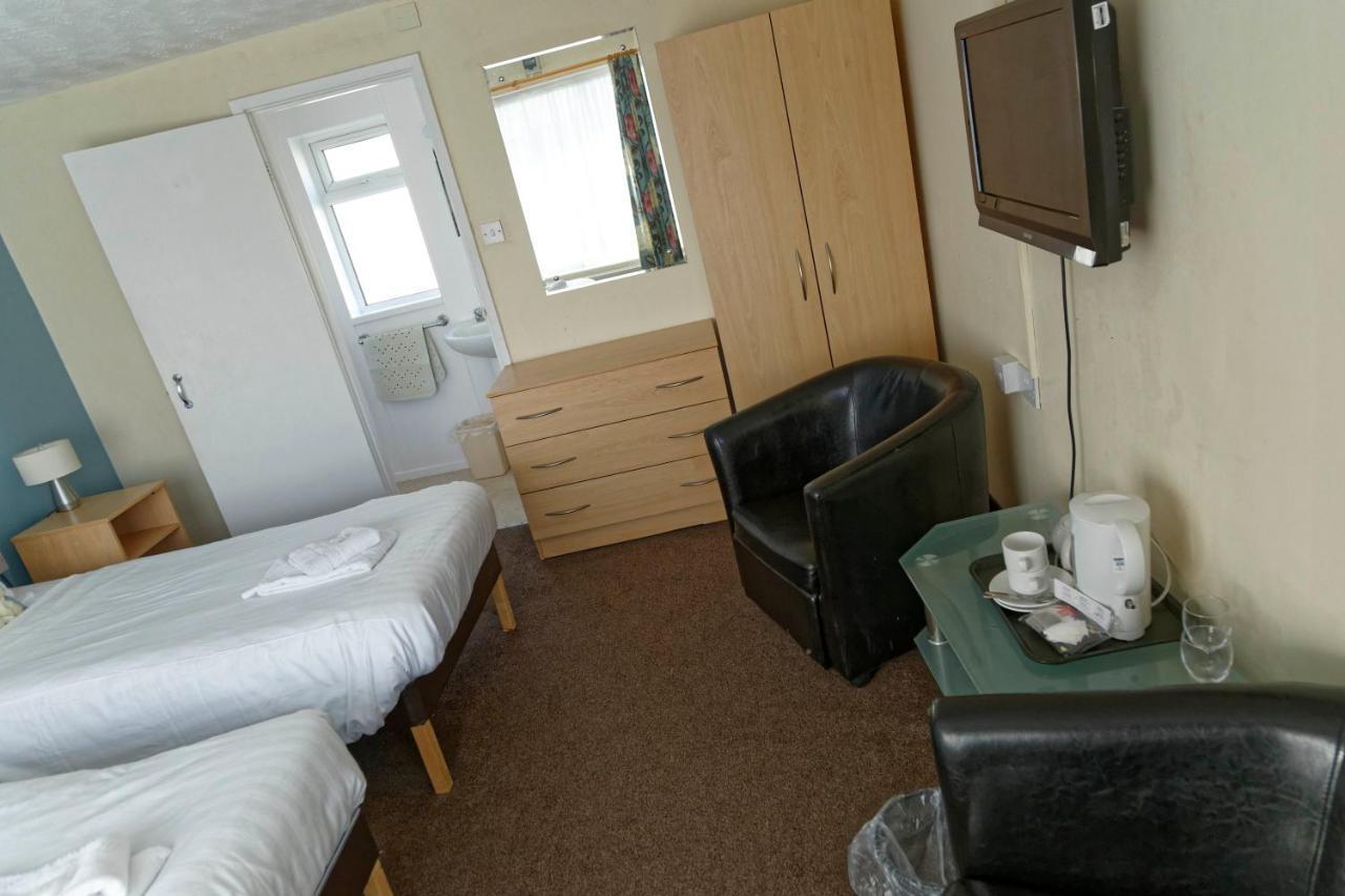 Sand Bay Holiday Village - Adults Only Weston-super-Mare Buitenkant foto