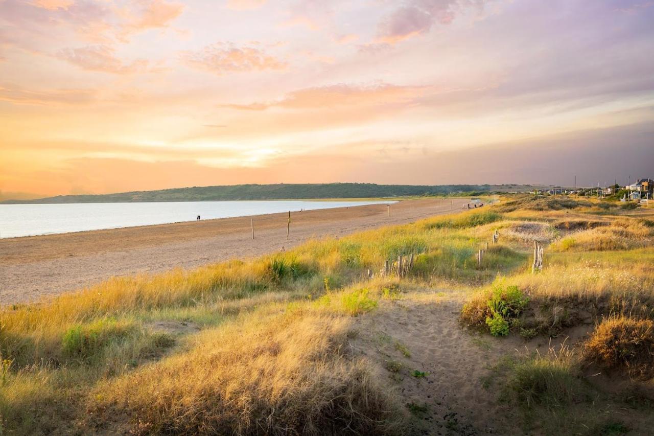 Sand Bay Holiday Village - Adults Only Weston-super-Mare Buitenkant foto